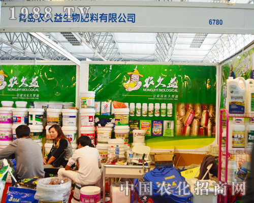 �r����������υ�չ2015�����r�Y��